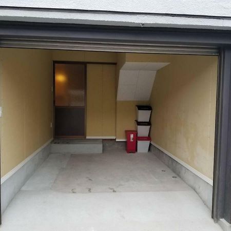 Guest House Bostons Niigata Bagian luar foto