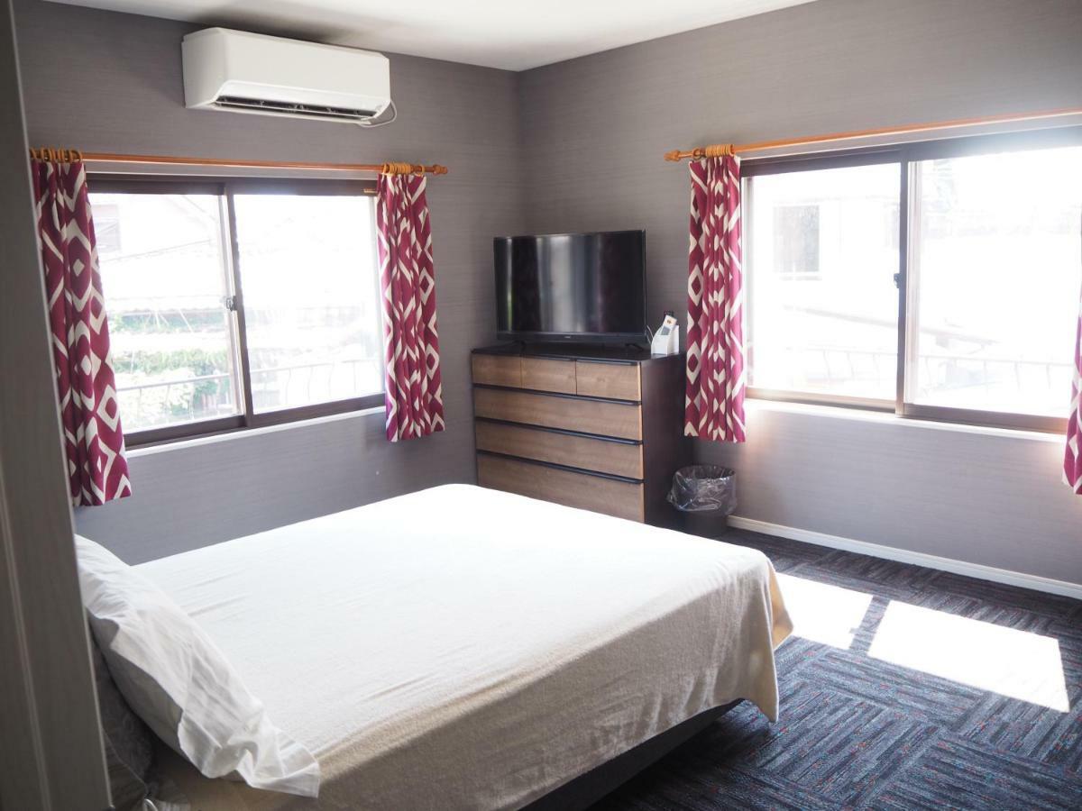 Guest House Bostons Niigata Bagian luar foto