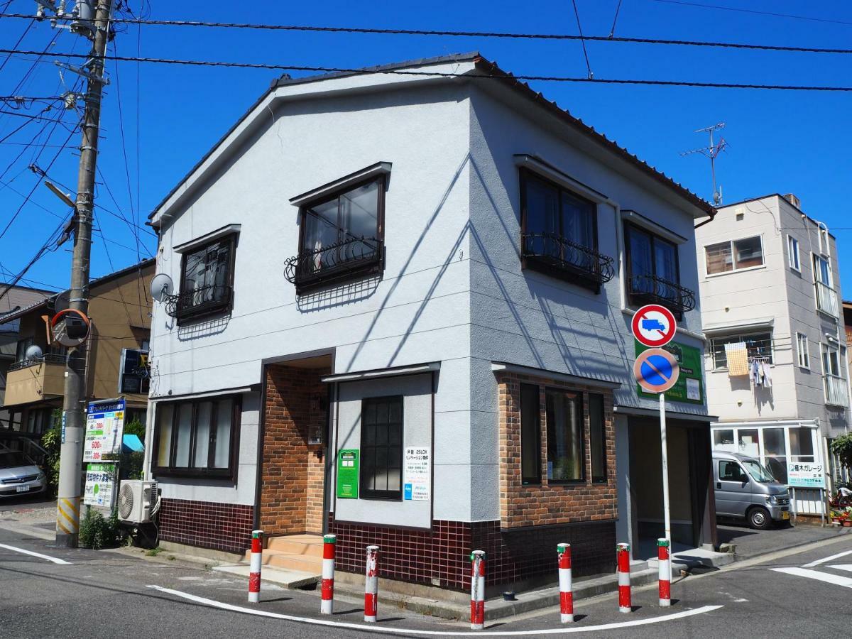 Guest House Bostons Niigata Bagian luar foto