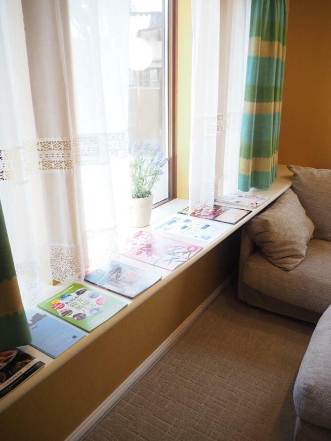 Guest House Bostons Niigata Bagian luar foto