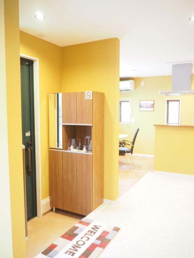 Guest House Bostons Niigata Bagian luar foto