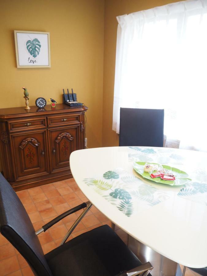 Guest House Bostons Niigata Bagian luar foto