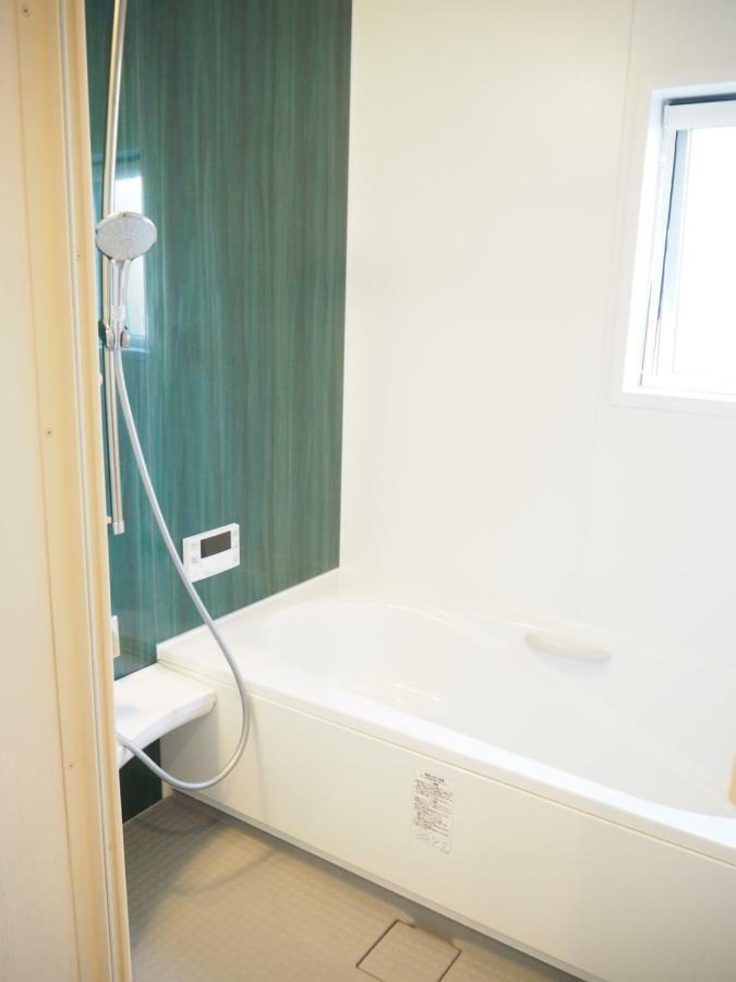 Guest House Bostons Niigata Bagian luar foto
