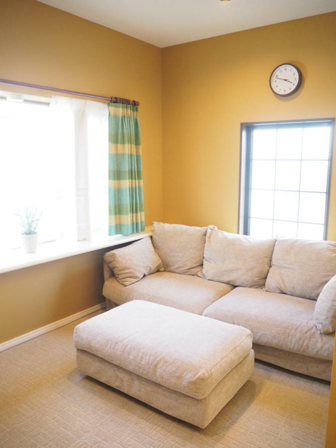 Guest House Bostons Niigata Bagian luar foto
