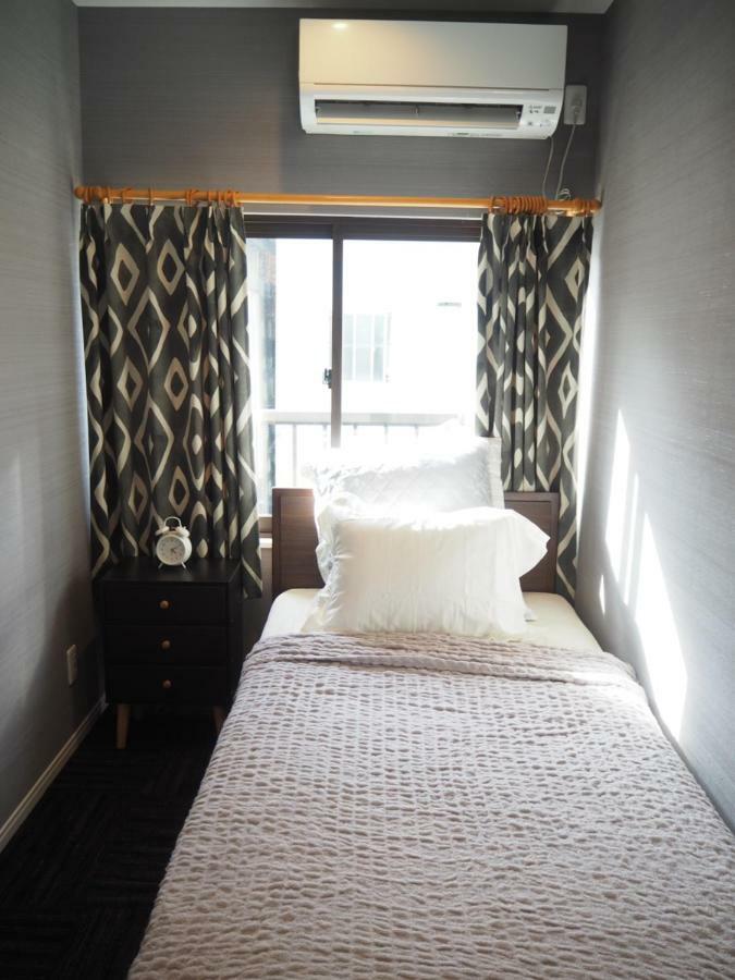 Guest House Bostons Niigata Bagian luar foto