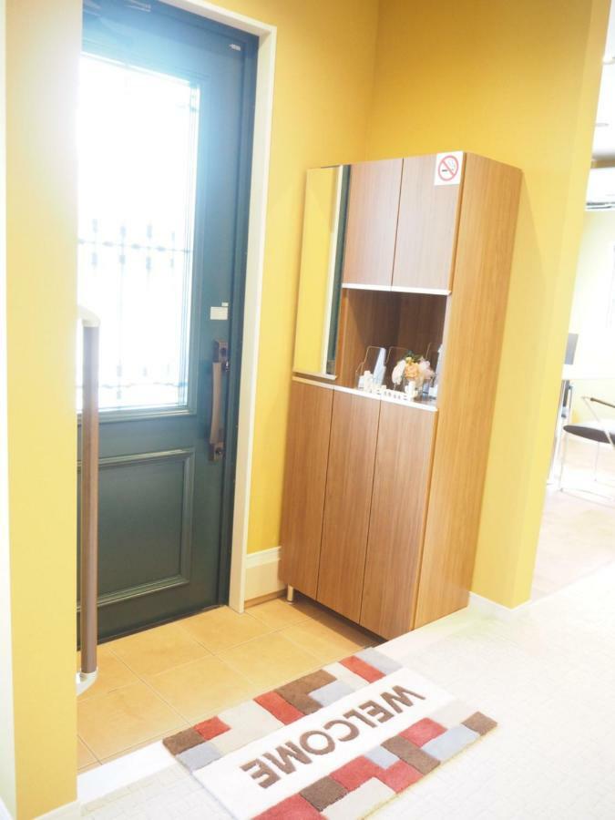Guest House Bostons Niigata Bagian luar foto