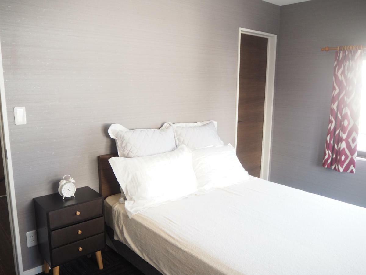 Guest House Bostons Niigata Bagian luar foto