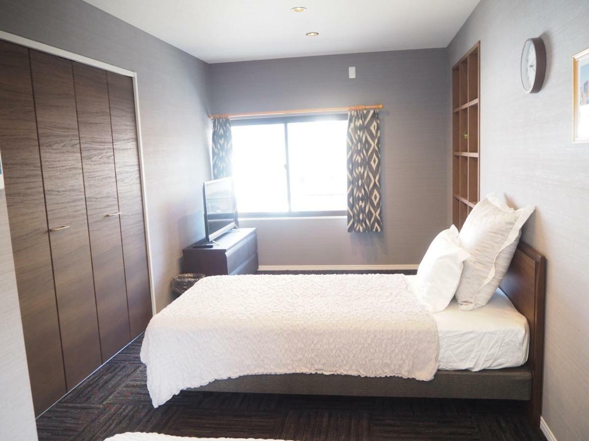 Guest House Bostons Niigata Bagian luar foto