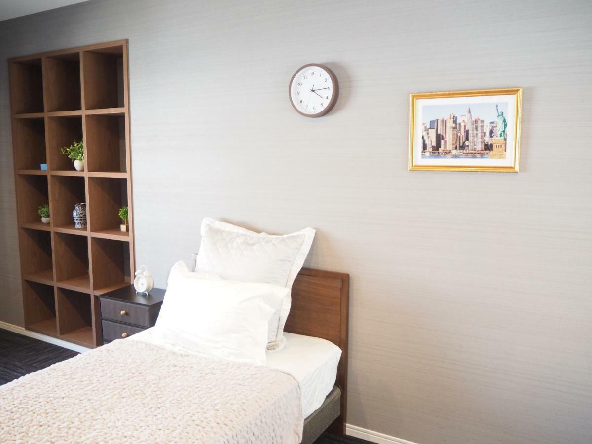 Guest House Bostons Niigata Bagian luar foto
